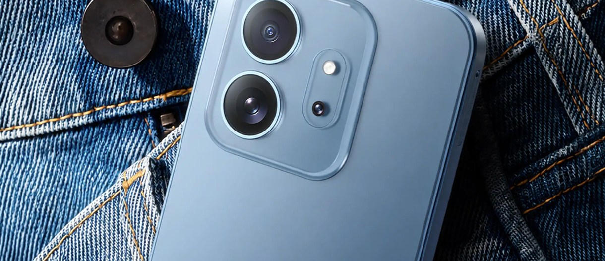 انتشار نخستین تصاویر رسمی گوشی‌های بولت Ace 5G و Evo 4G