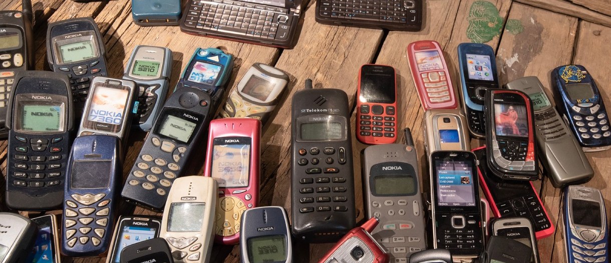 Weekly poll: do you use a feature phone? Why?