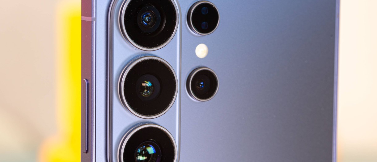 Samsung's Galaxy S27 series reportedly won't copy this upcoming iPhone feature