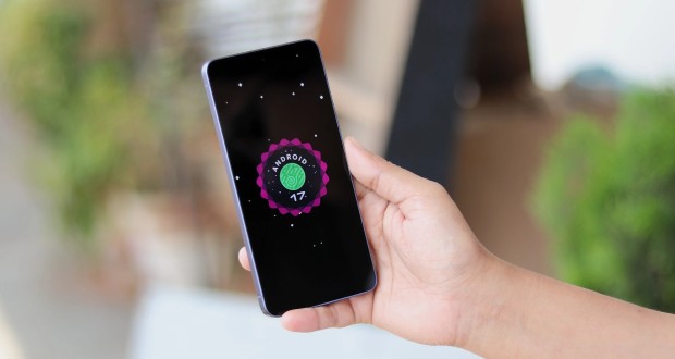 سامسونگ آزمایش One UI 9 مبتنی بر اندروید ۱۷ را برای سری گلکسی S25 آغاز کرد