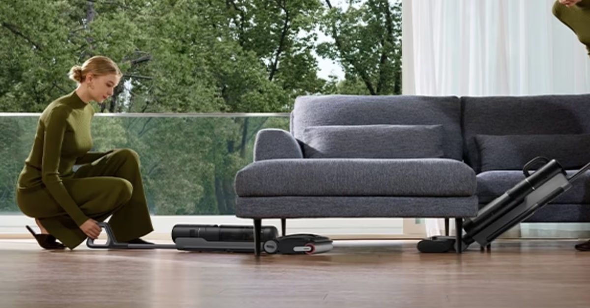 جاروبرقی Dreame H12 Dual FlexReach در حالت استفاده