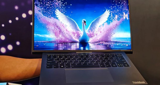 لپتاپ رولشونده لنوو Project Swan