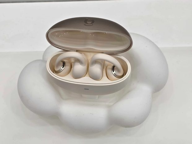 نمای نزدیک ایرباد Baseus MC2 NC