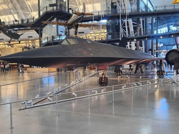 نمای نزدیک بدنه تیتانیومی SR-71