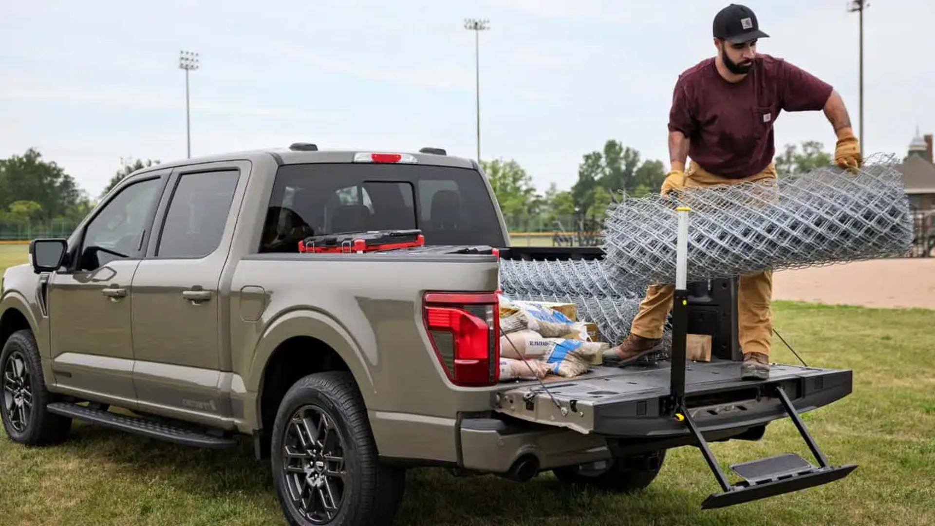 فورد F-150 مدل 2027 با در عقب باز