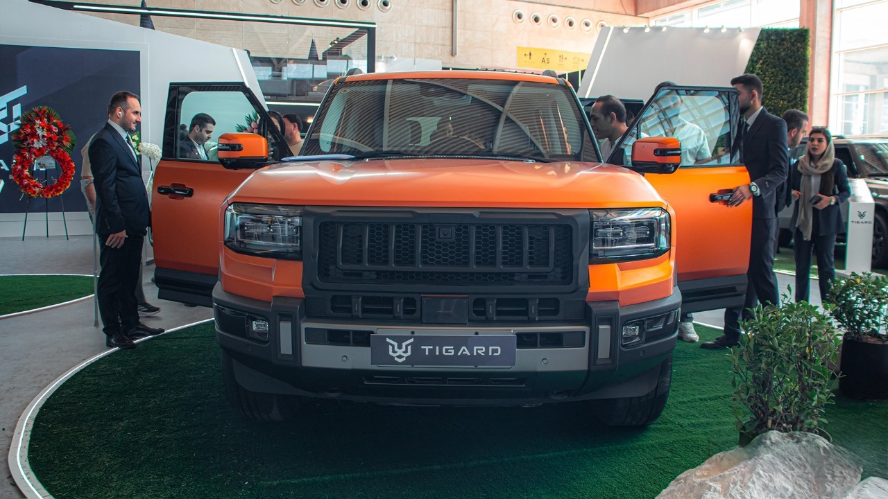 نمای جانبی تیسان G700 با طراحی مکعبی و آفرودی