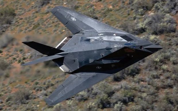 F-117 نایتهاوک در حال نمایش