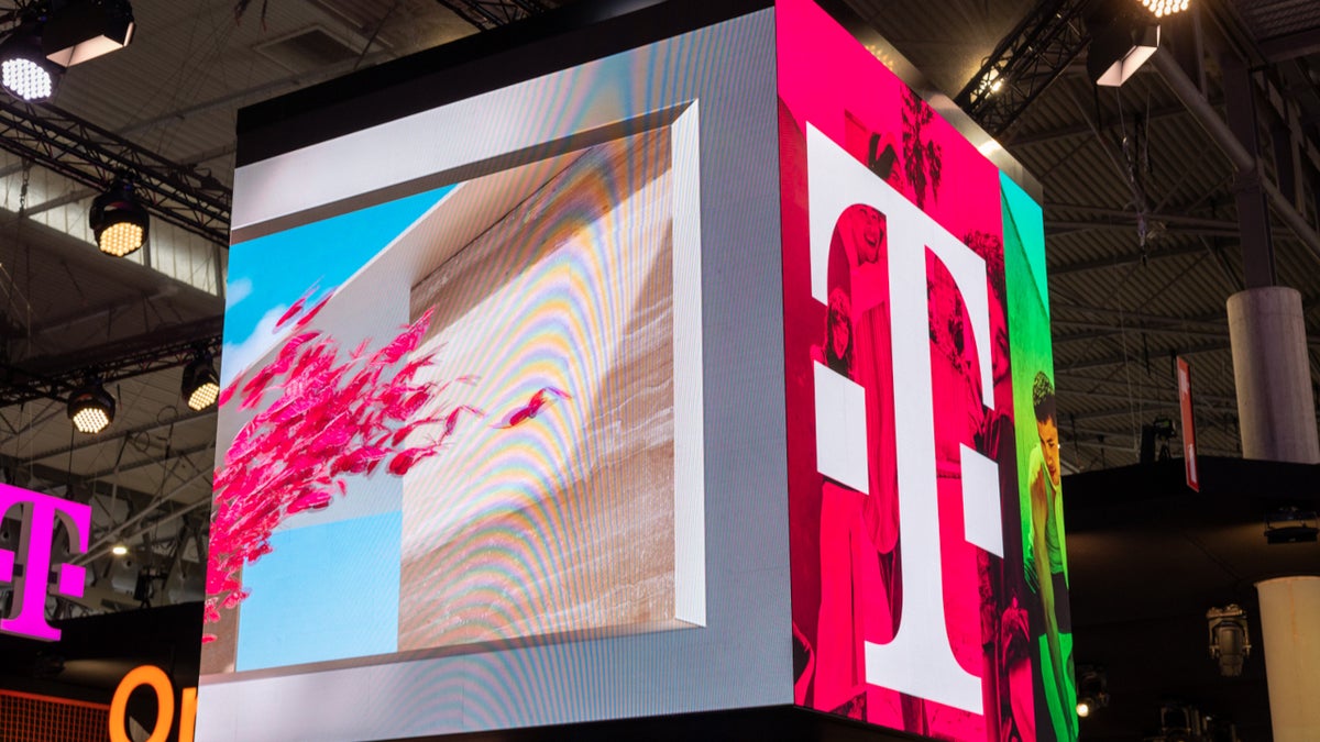 Do T-Mobile investors smell some bad news coming the carrier's way?